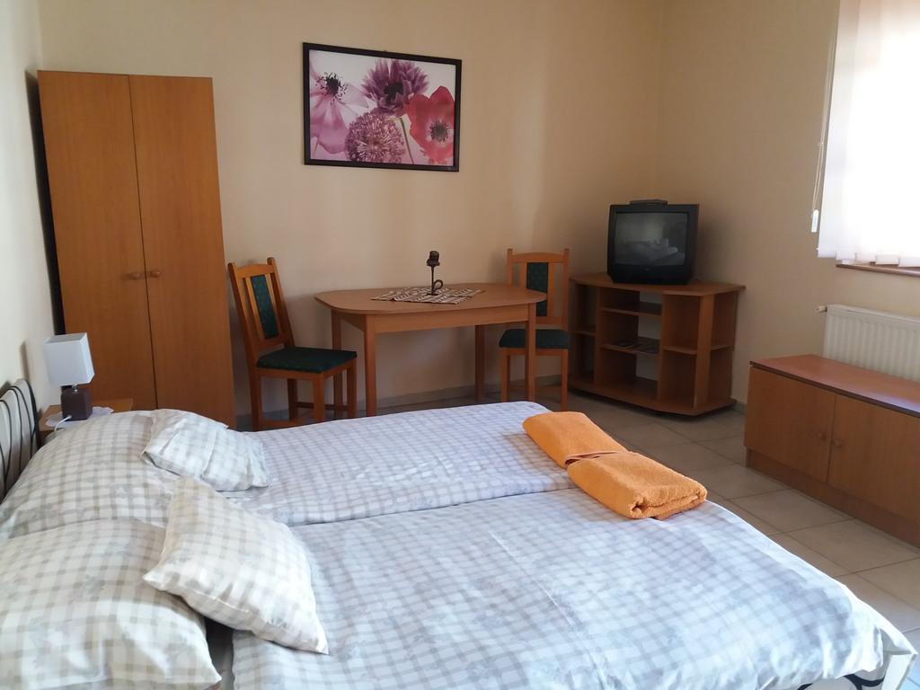 Rakoczi Panzio Hotell Debrecen Eksteriør bilde