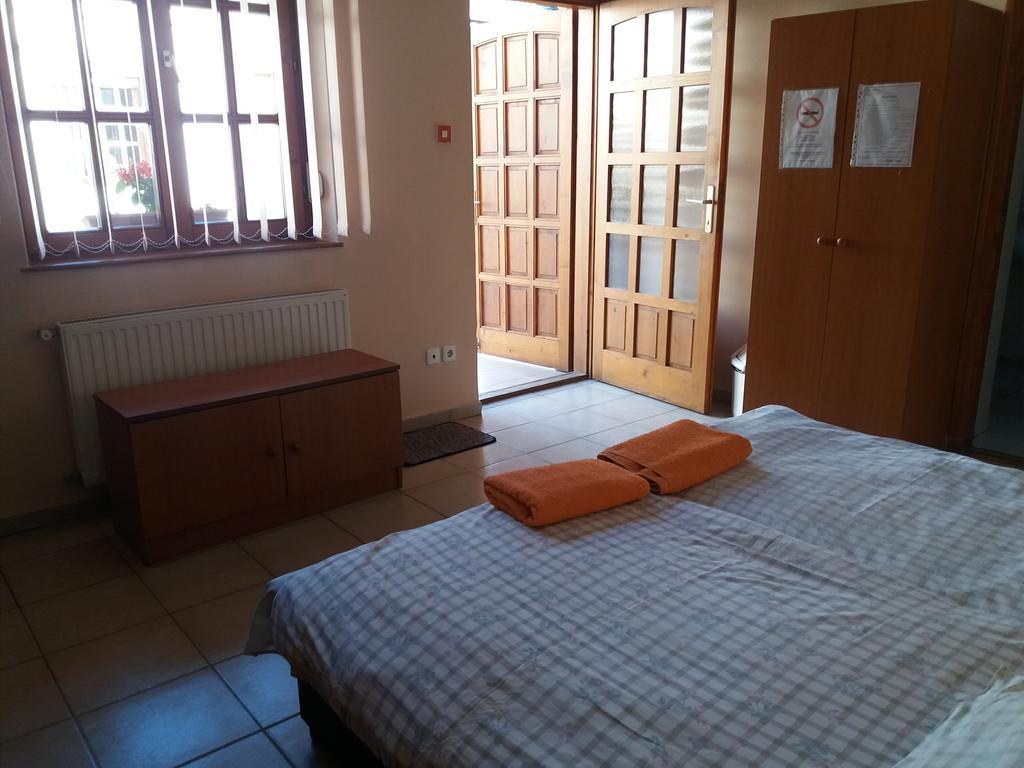Rakoczi Panzio Hotell Debrecen Eksteriør bilde