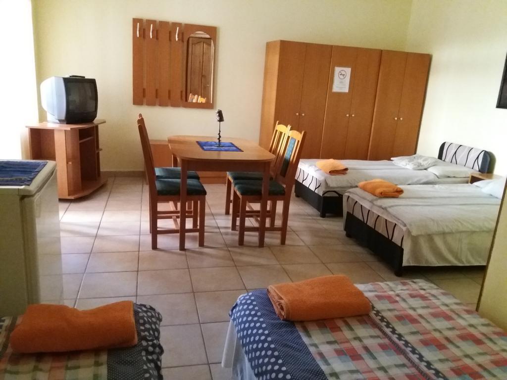 Rakoczi Panzio Hotell Debrecen Eksteriør bilde