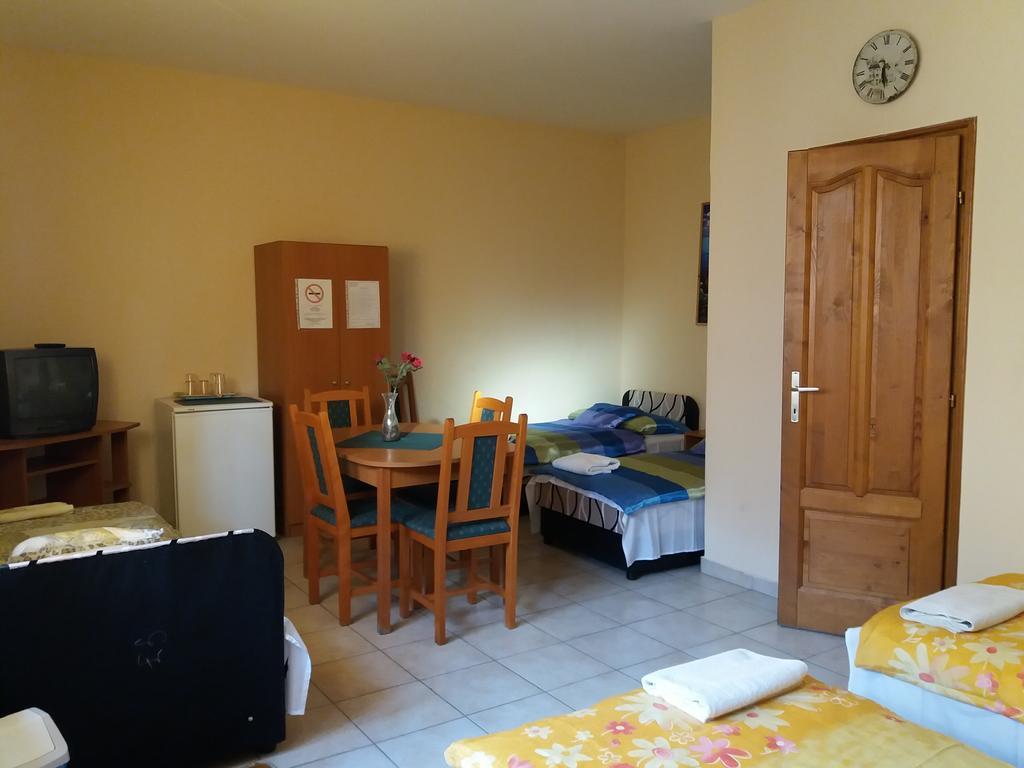 Rakoczi Panzio Hotell Debrecen Eksteriør bilde